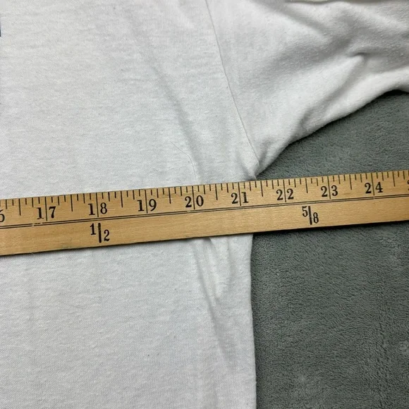 American Eagle Vintage Vault White Tee - Picture 3 of 6